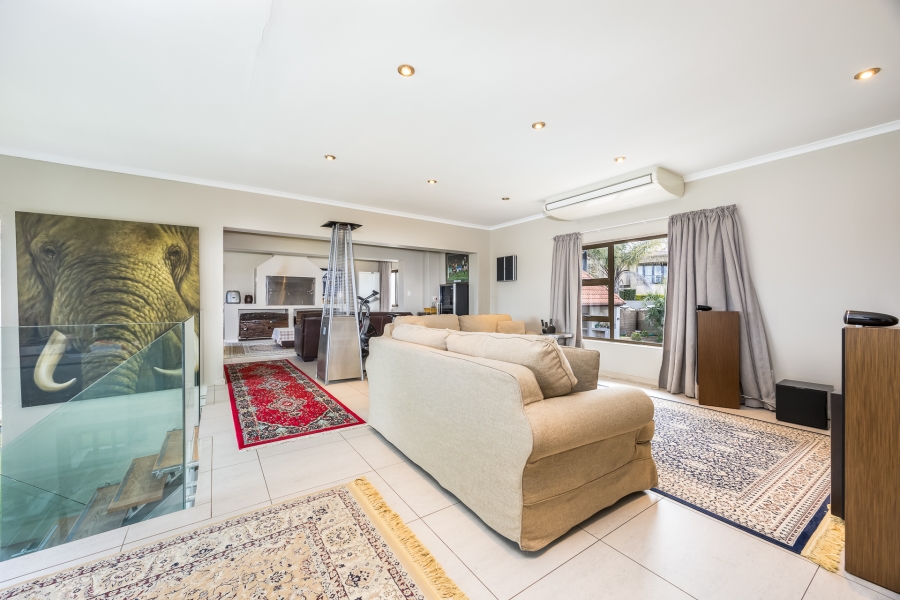 5 Bedroom Property for Sale in Durbanville Western Cape